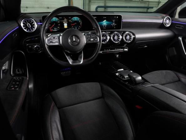 Mercedes-Benz CLA II (C118 X118) с пробегом 2019 года, цена 2 675 000 рублей, 180622 км, седан, Автокод Объявления