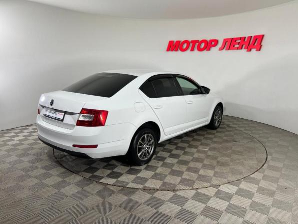 Skoda Octavia III (A7) с пробегом 2016 года, цена 734 000 рублей, 440146 км, лифтбек, Автокод Объявления
