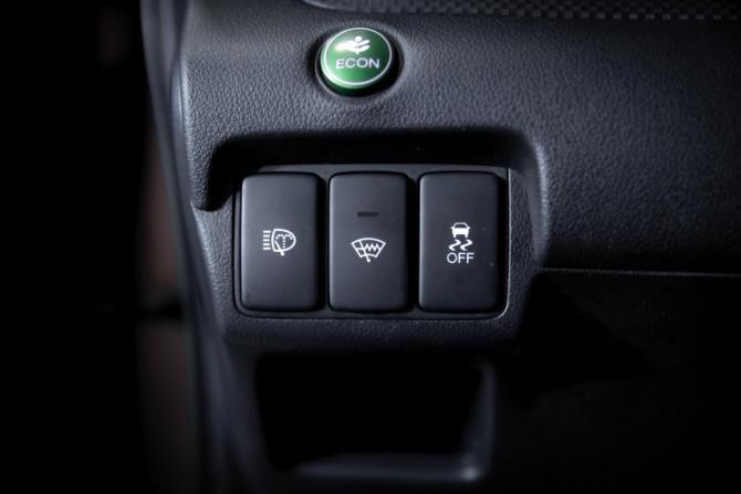Honda CR-V IV Рестайлинг с пробегом 2015 года, цена 1 749 000 рублей, 349480 км, внедорожник, Автокод Объявления