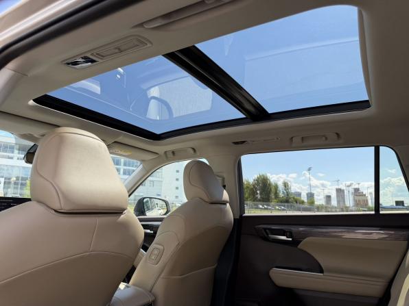 Toyota Highlander IV (XU70) с пробегом 2026 года, цена 5 550 000 рублей, 25 км, внедорожник, Автокод Объявления
