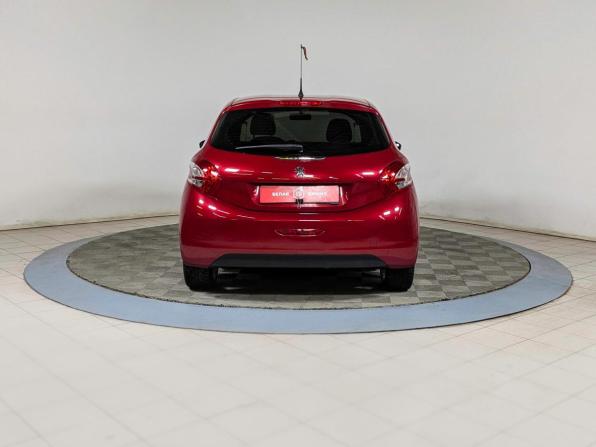 Peugeot 208 I с пробегом 2013 года, цена 539 900 рублей, 163000 км, хэтчбек, Автокод Объявления