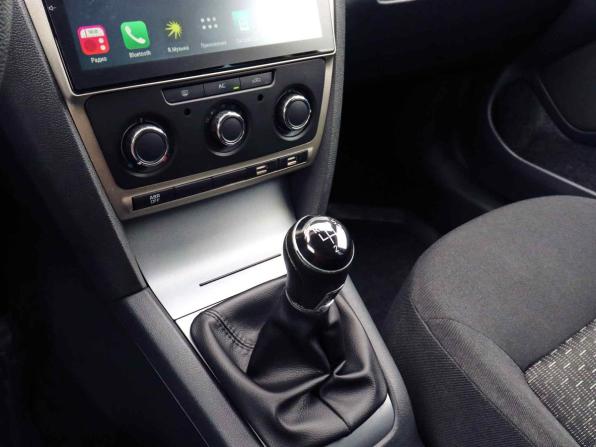 Skoda Octavia II (A5) Рестайлинг с пробегом 2011 года, цена 849 000 рублей, 145894 км, лифтбек, Автокод Объявления