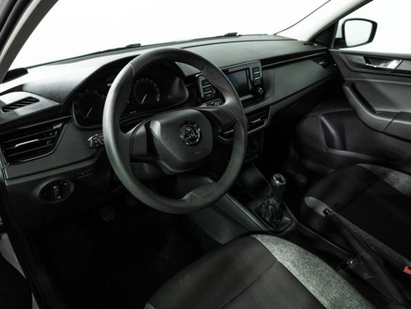 Skoda Rapid II с пробегом 2020 года, цена 1 499 000 рублей, 53000 км, лифтбек, Автокод Объявления