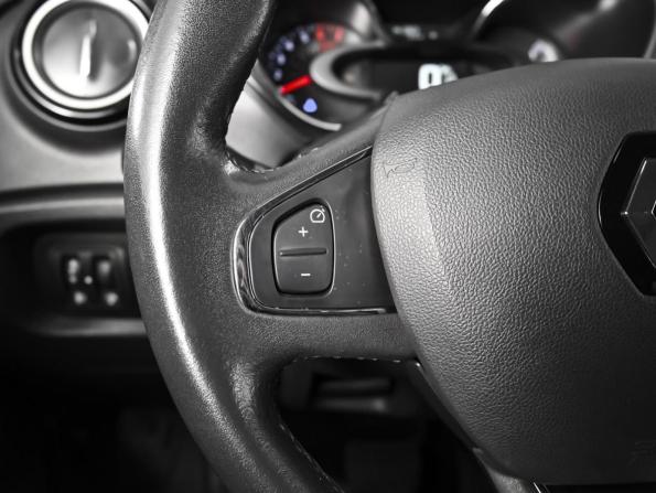Renault Kaptur I с пробегом 2017 года, цена 1 290 000 рублей, 141303 км, внедорожник, Автокод Объявления