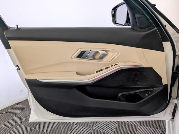 BMW 3 серии VII (G2x) с пробегом 2021 года, цена 3 350 000 рублей, 62780 км, седан, Автокод Объявления