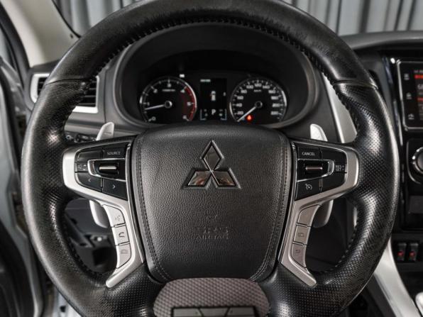 Mitsubishi Pajero Sport III с пробегом 2017 года, цена 2 327 030 рублей, 238928 км, внедорожник, Автокод Объявления