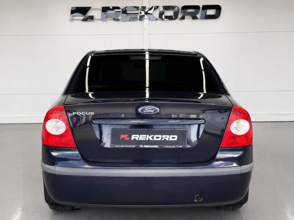 Ford Focus II с пробегом 2006 года, цена 389 000 рублей, 223400 км, седан, Автокод Объявления