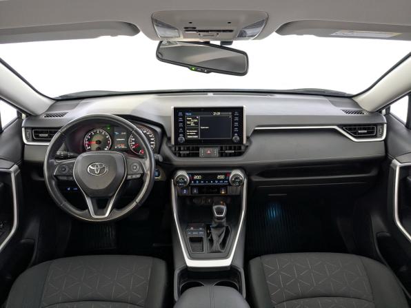 Toyota RAV4 V (XA50) с пробегом 2021 года, цена 3 210 000 рублей, 68974 км, внедорожник, Автокод Объявления