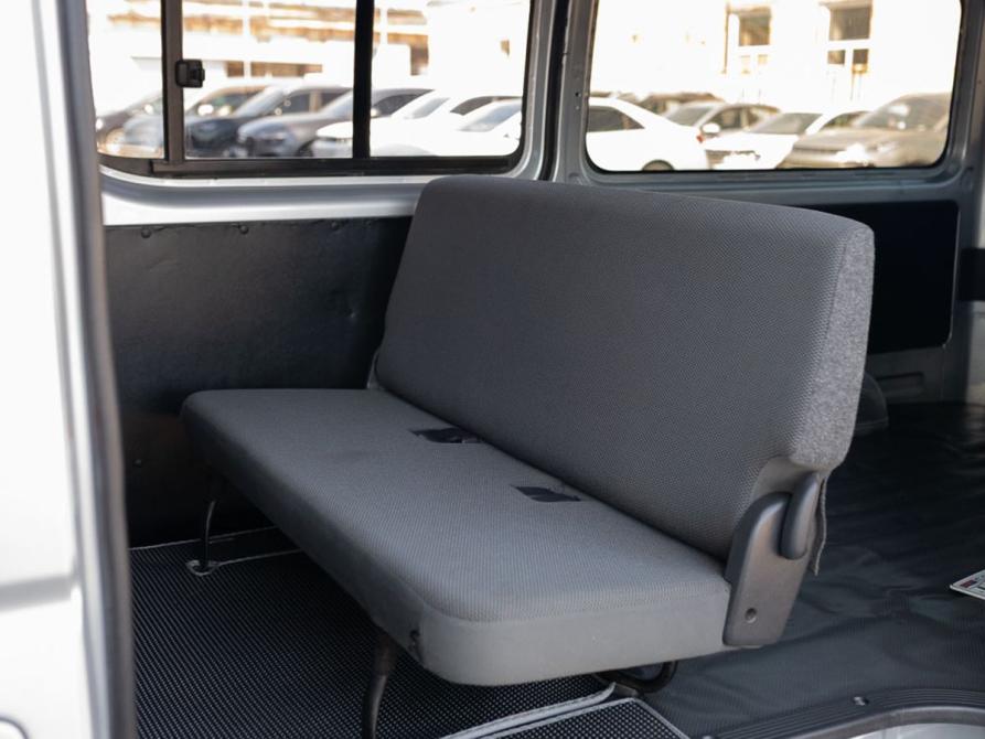 Toyota HiAce H200 Рестайлинг Новосибирск  - изображение 17