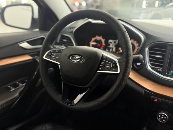Lada (ВАЗ) Vesta I Рестайлинг (NG) с пробегом 2023 года, цена 1 350 000 рублей, 25476 км, седан, Автокод Объявления