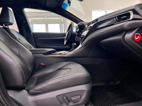 Toyota Camry VIII (XV70) с пробегом 2020 года, цена 3 100 000 рублей, 111525 км, седан, Автокод Объявления