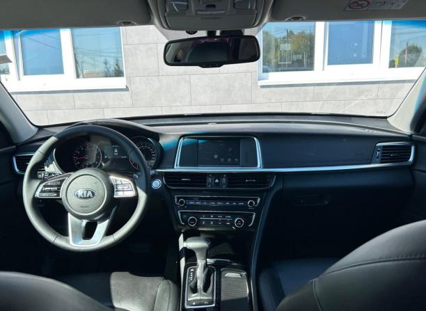Kia Optima IV Рестайлинг с пробегом 2018 года, цена 2 060 000 рублей, 142890 км, седан, Автокод Объявления