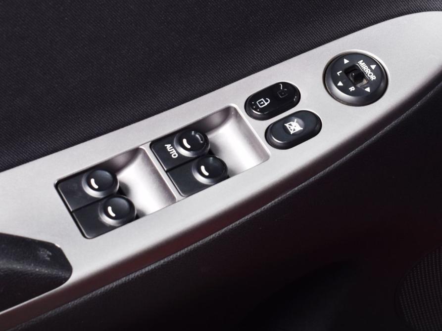 Hyundai Solaris I Рестайлинг Кемерово  - изображение 17