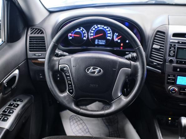 Hyundai Santa Fe II Рестайлинг с пробегом 2010 года, цена 1 017 000 рублей, 170200 км, внедорожник, Автокод Объявления