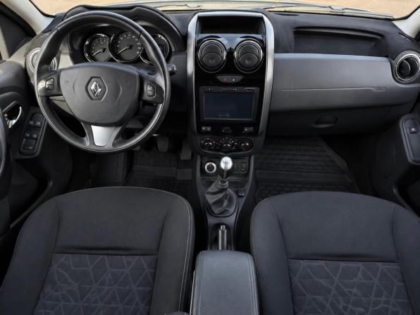 Renault Duster I Рестайлинг с пробегом 2017 года, цена 1 305 000 рублей, 182157 км, внедорожник, Автокод Объявления