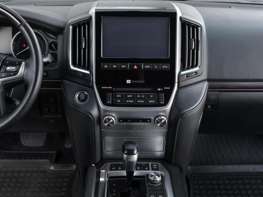Toyota Land Cruiser 200 Series Рестайлинг 2 Москва  - изображение 15