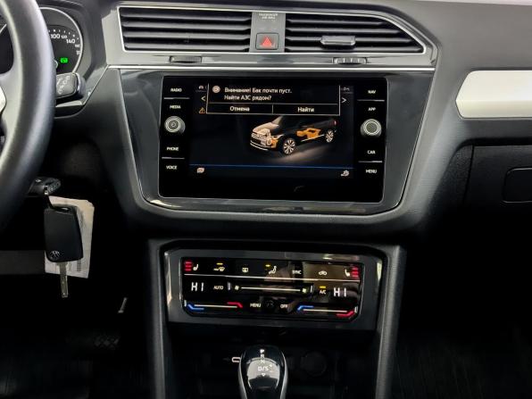 Volkswagen Tiguan II Рестайлинг с пробегом 2021 года, цена 2 110 000 рублей, 146811 км, внедорожник, Автокод Объявления
