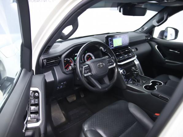 Toyota Land Cruiser 300 Series с пробегом 2021 года, цена 10 990 000 рублей, 112226 км, внедорожник, Автокод Объявления