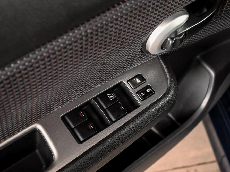 Nissan Tiida I Рестайлинг Екатеринбург  - изображение 13