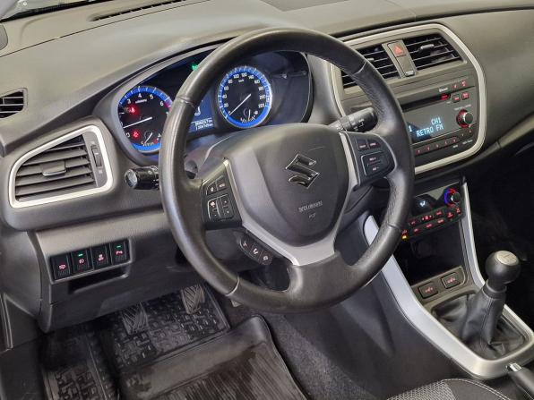 Suzuki SX4 II (S-Cross) с пробегом 2014 года, цена 1 150 000 рублей, 204745 км, хэтчбек, Автокод Объявления