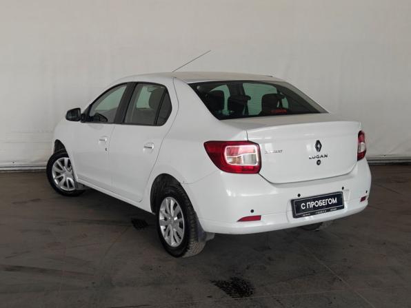 Renault Logan II с пробегом 2017 года, цена 680 000 рублей, 158275 км, седан, Автокод Объявления