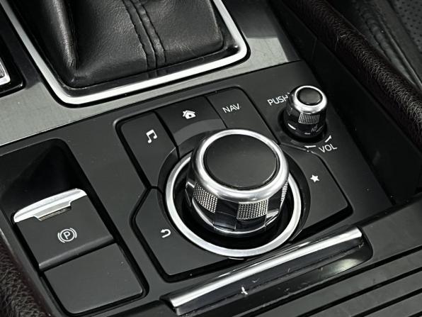 Mazda 6 III (GJ) Рестайлинг с пробегом 2015 года, цена 1 700 000 рублей, 183163 км, седан, Автокод Объявления