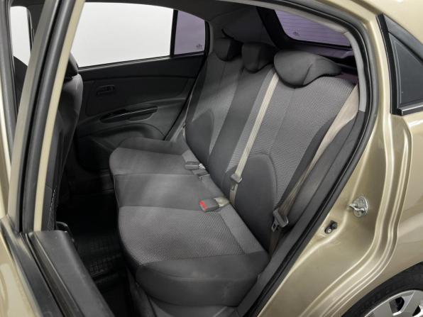 Kia Rio II Рестайлинг с пробегом 2010 года, цена 630 000 рублей, 158275 км, хэтчбек, Автокод Объявления