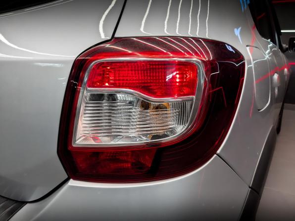 Renault Sandero II Рестайлинг с пробегом 2021 года, цена 1 255 000 рублей, 80311 км, хэтчбек, Автокод Объявления