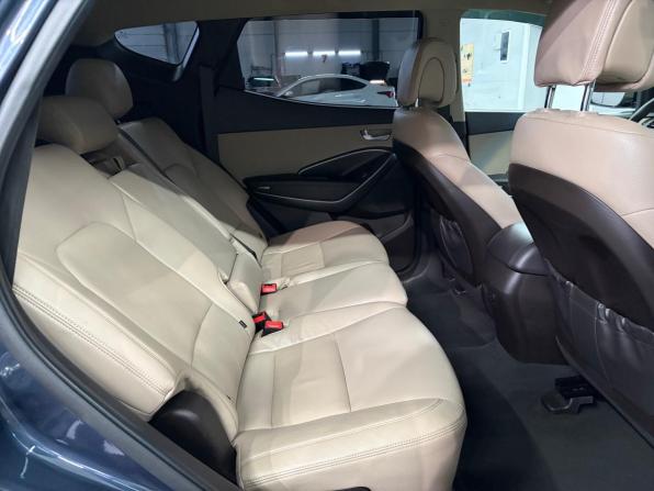 Hyundai Santa Fe III Рестайлинг с пробегом 2016 года, цена 1 597 000 рублей, 210360 км, внедорожник, Автокод Объявления