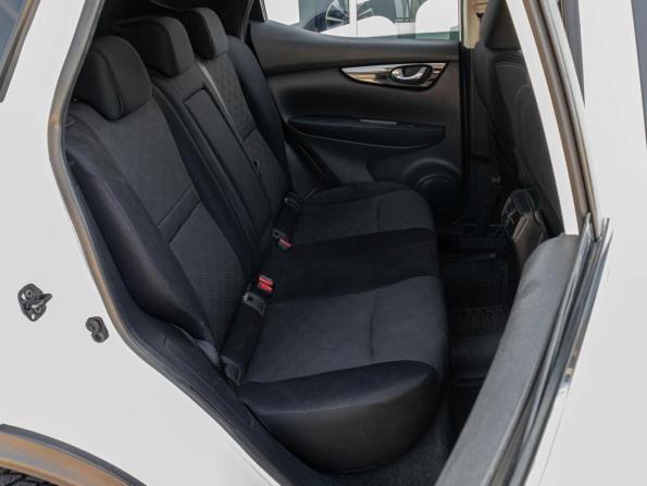 Nissan Qashqai II с пробегом 2017 года, цена 1 598 000 рублей, 121328 км, внедорожник, Автокод Объявления