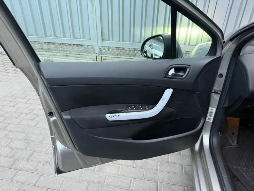 Peugeot 308 I Ростов-на-Дону  - изображение 24