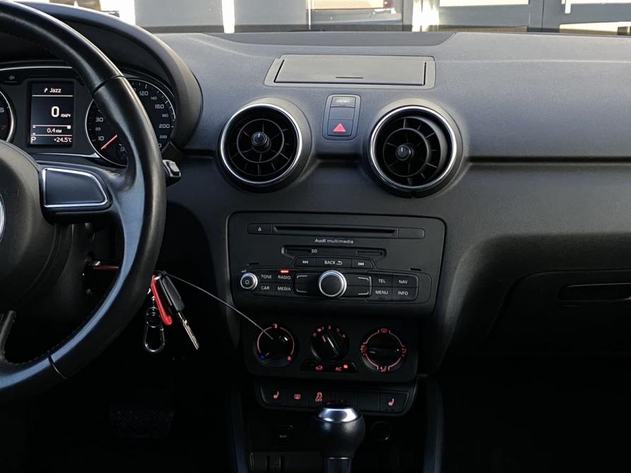Audi A1 I (8X) Москва  - изображение 12