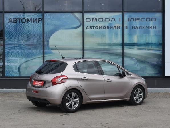 Peugeot 208 I с пробегом 2013 года, цена 604 000 рублей, 132008 км, хэтчбек, Автокод Объявления