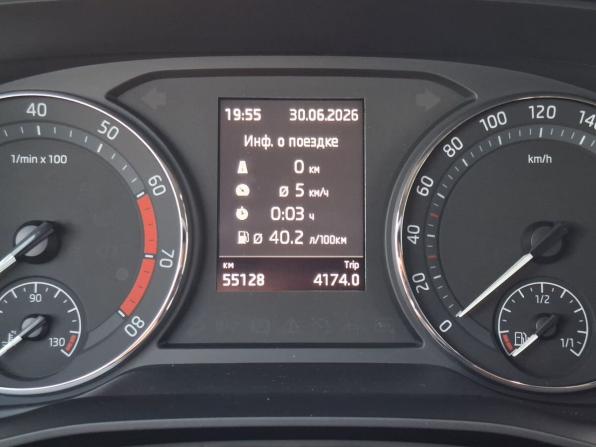Skoda Octavia IV (A8) с пробегом 2021 года, цена 2 390 000 рублей, 55126 км, лифтбек, Автокод Объявления