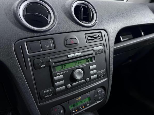 Ford Fusion I Рестайлинг с пробегом 2008 года, цена 597 000 рублей, 119043 км, хэтчбек, Автокод Объявления