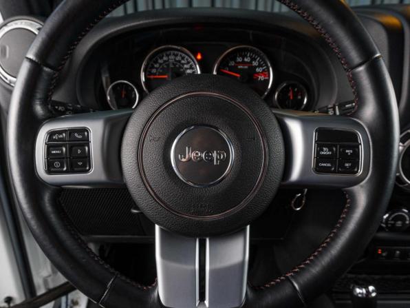 Jeep Wrangler III (JK) с пробегом 2014 года, цена 3 990 000 рублей, 63792 км, внедорожник, Автокод Объявления