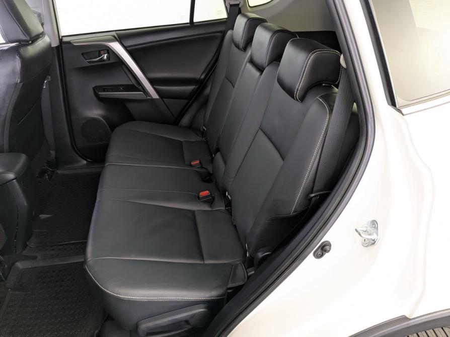 Toyota RAV4 IV (XA40) Рестайлинг Москва  - изображение 12