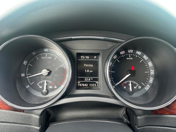 Skoda Superb II с пробегом 2012 года, цена 1 050 000 рублей, 197842 км, лифтбек, Автокод Объявления