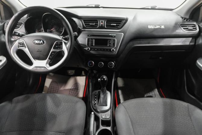 Kia Rio III Рестайлинг с пробегом 2015 года, цена 999 000 рублей, 202000 км, хэтчбек, Автокод Объявления