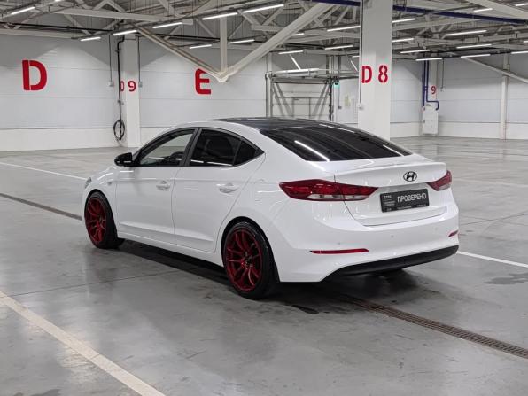 Hyundai Elantra VI (AD) с пробегом 2016 года, цена 1 399 000 рублей, 216696 км, седан, Автокод Объявления