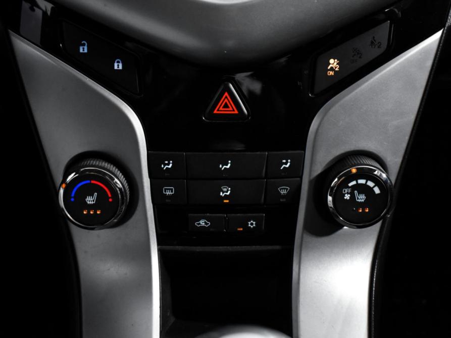 Chevrolet Cruze I Санкт-Петербург  - изображение 17