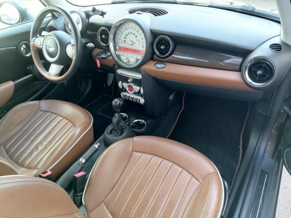 Mini Hatch II (R56) Рестайлинг с пробегом 2010 года, цена 989 000 рублей, 132620 км, хэтчбек, Автокод Объявления
