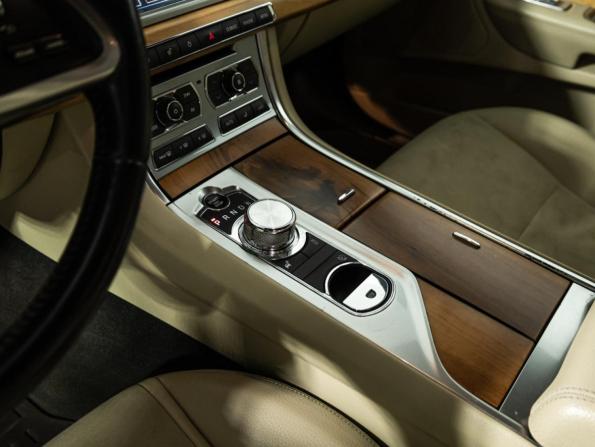 Jaguar XF I Рестайлинг с пробегом 2015 года, цена 1 536 954 рубля, 159668 км, седан, Автокод Объявления