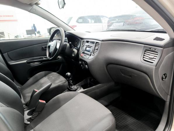 Kia Rio II Рестайлинг с пробегом 2011 года, цена 450 000 рублей, 249835 км, хэтчбек, Автокод Объявления