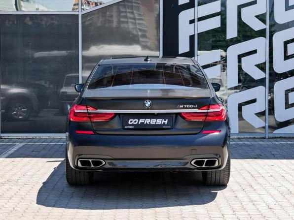 BMW 7 серии VI (G11/G12) с пробегом 2017 года, цена 4 560 000 рублей, 130165 км, седан, Автокод Объявления