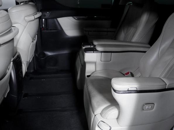 Toyota Alphard III Рестайлинг с пробегом 2021 года, цена 5 400 000 рублей, 120309 км, минивэн, Автокод Объявления