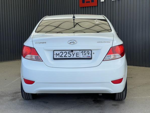 Hyundai Solaris I с пробегом 2012 года, цена 500 000 рублей, 245000 км, седан, Автокод Объявления