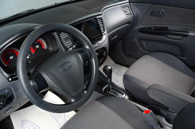 Kia Rio II Рестайлинг с пробегом 2011 года, цена 569 000 рублей, 195000 км, хэтчбек, Автокод Объявления