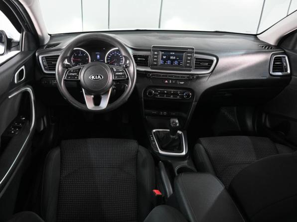 Kia Ceed III с пробегом 2019 года, цена 1 399 000 рублей, 137046 км, универсал, Автокод Объявления