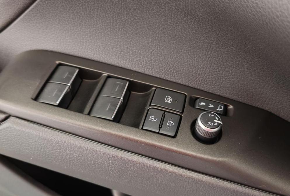 Toyota Camry VIII (XV70) Рестайлинг Ярославль  - изображение 18